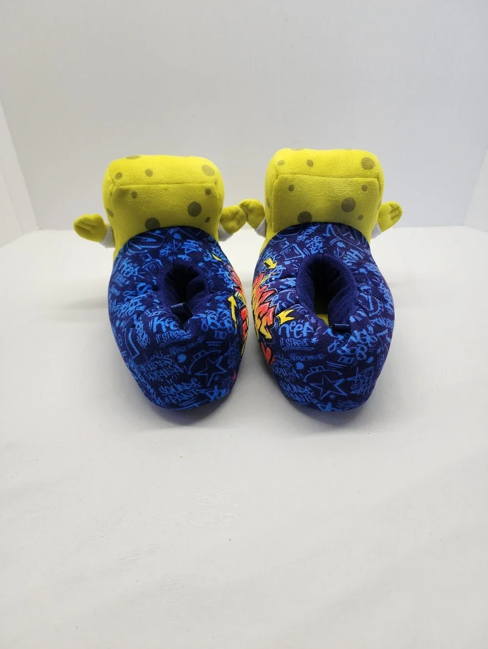Nickelodeon SpongeBob Squarepants Kids Plush Slippers